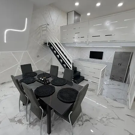 Re Ladislao Apartment