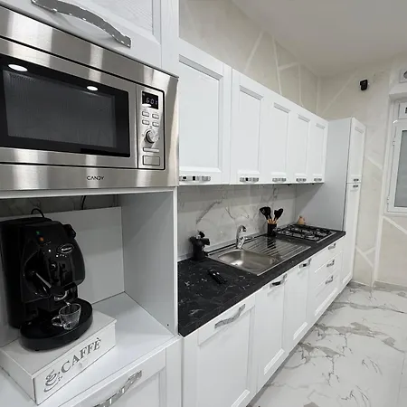 Re Ladislao Apartman *